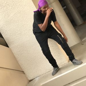 Meet your Posher, Ary